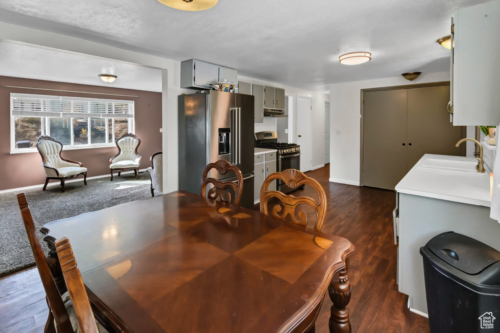 255 E 100 N Glenwood, UT 84730