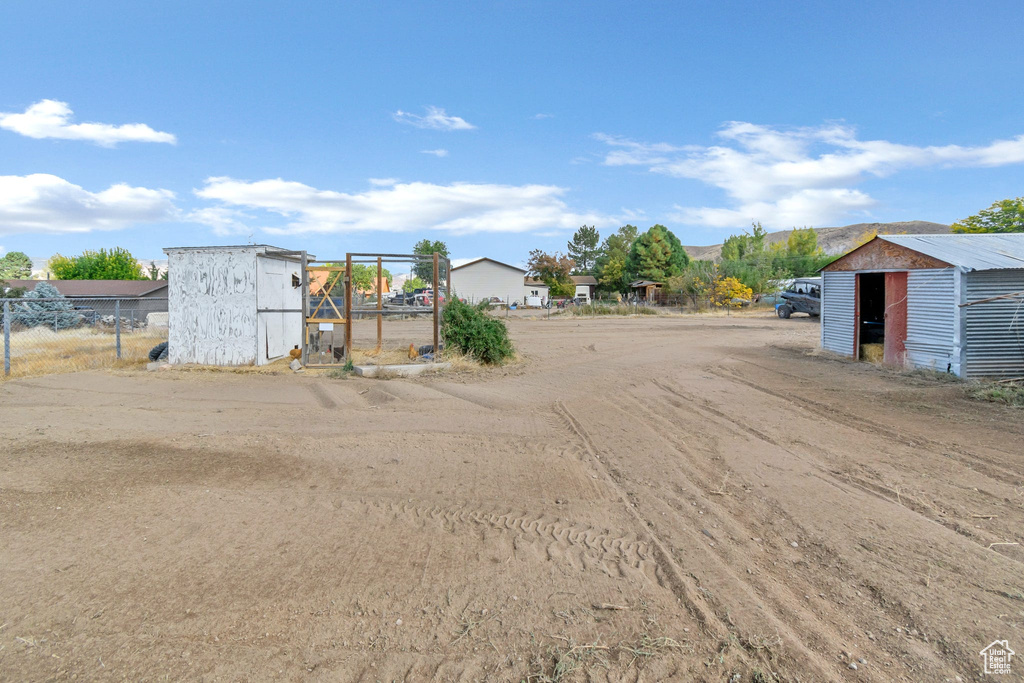 255 E 100 N Glenwood, UT 84730