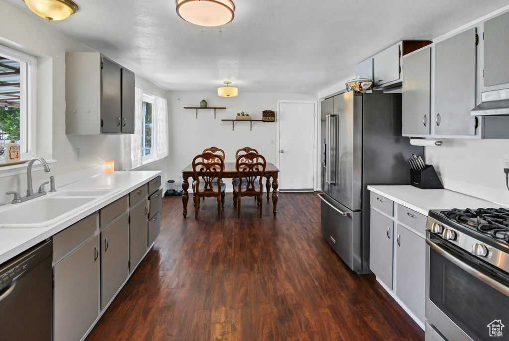 255 E 100 N Glenwood, UT 84730