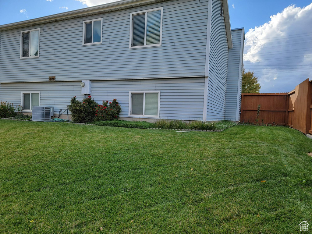 Photo 3 for MLS #2117070 at 6149 S Trowbridge Way