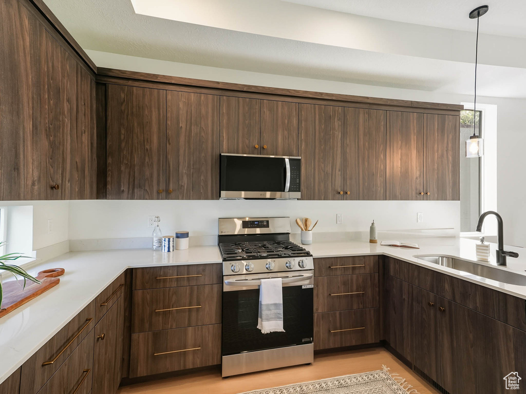 Photo 7 for MLS #2117081 at 544 N 600 West #5