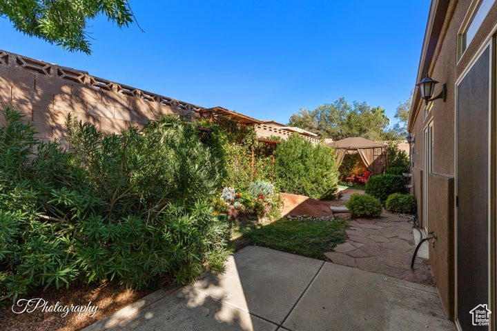 Photo 18 for MLS #2117082 at 1996 W 1940 North