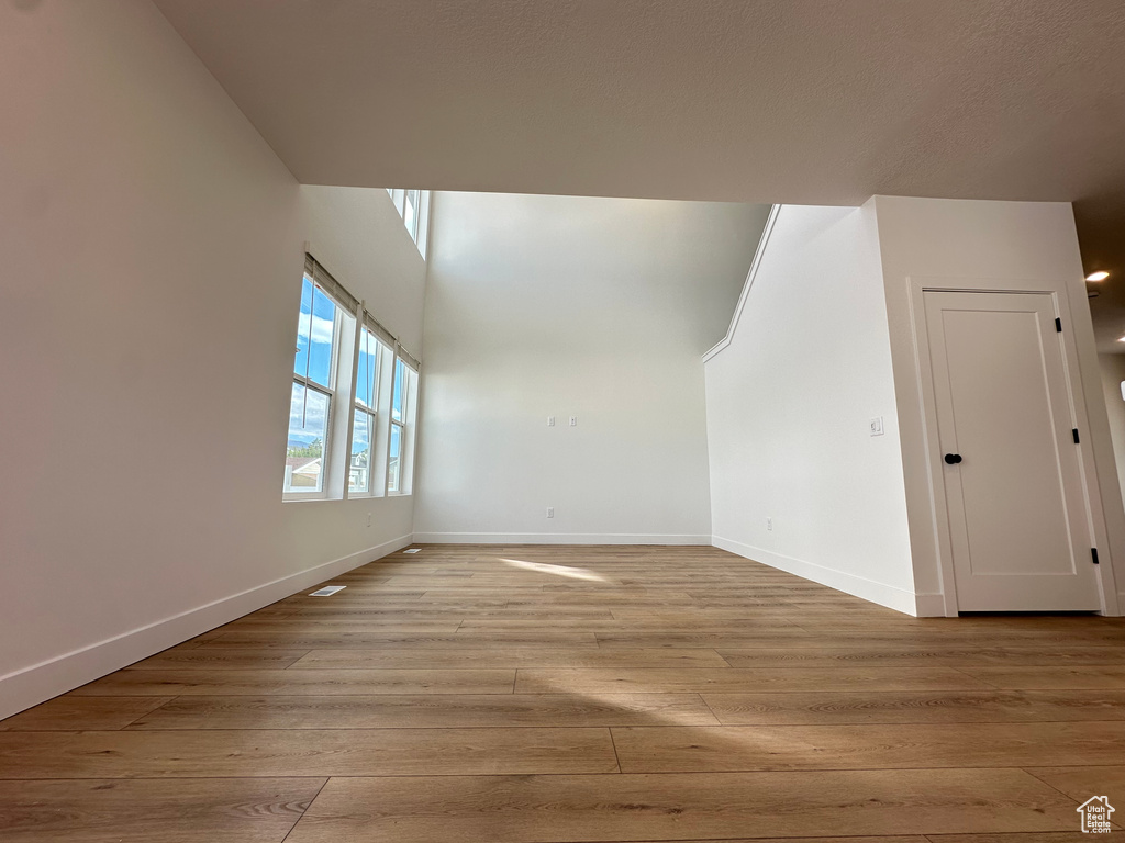 Photo 3 for MLS #2117089 at 6719 S Vaughn Ln #10