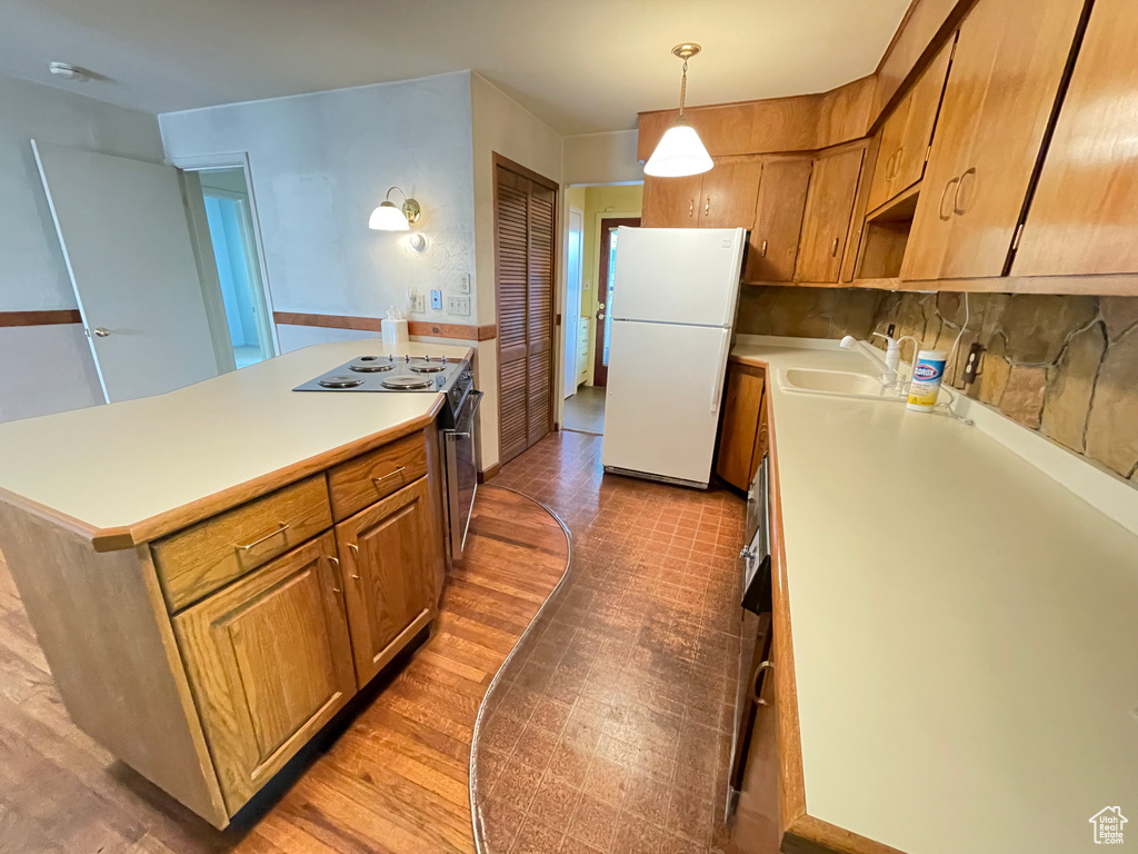 Photo 19 for MLS #2117093 at 949 N Oakley St