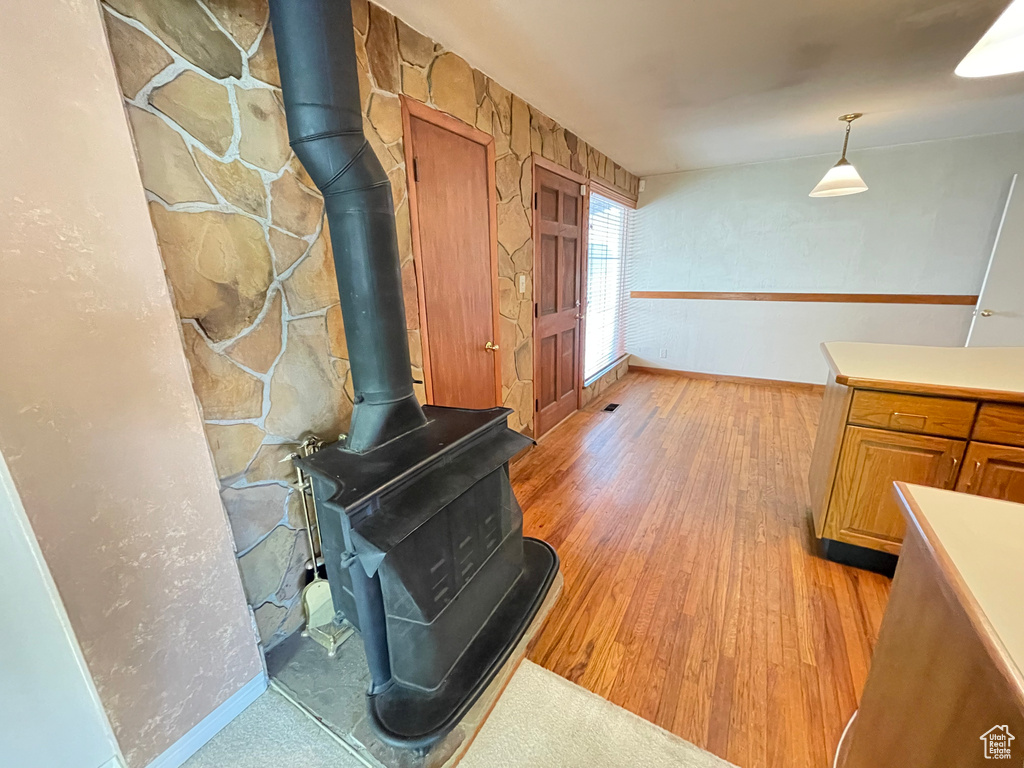 Photo 8 for MLS #2117093 at 949 N Oakley St