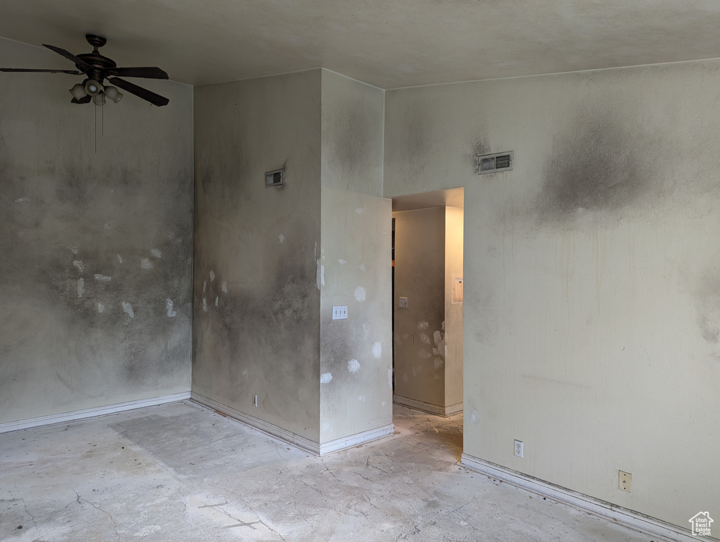 Photo 8 for MLS #2117098 at 955 E Creekhill Ln #31