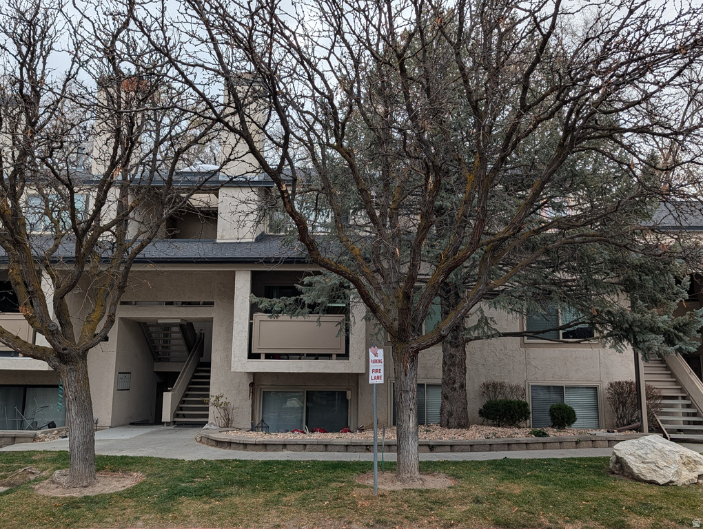 955 E Creekhill Ln #31