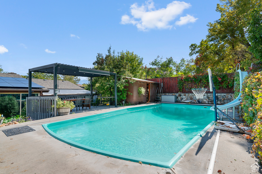 5574 S EASTON ST Taylorsville, UT 84129