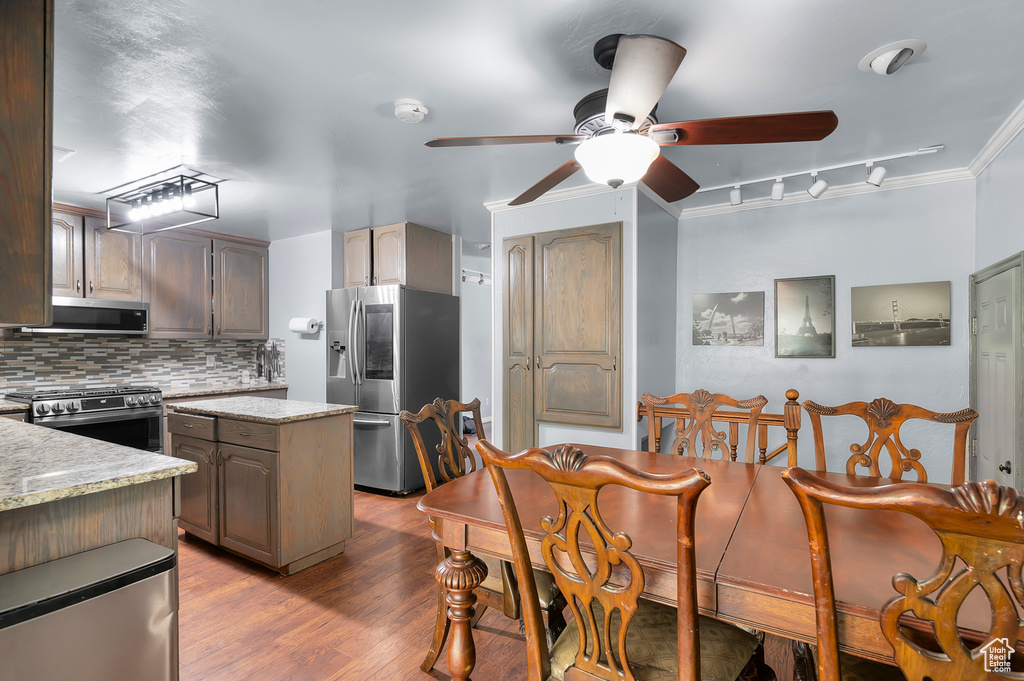 5574 S EASTON ST Taylorsville, UT 84129