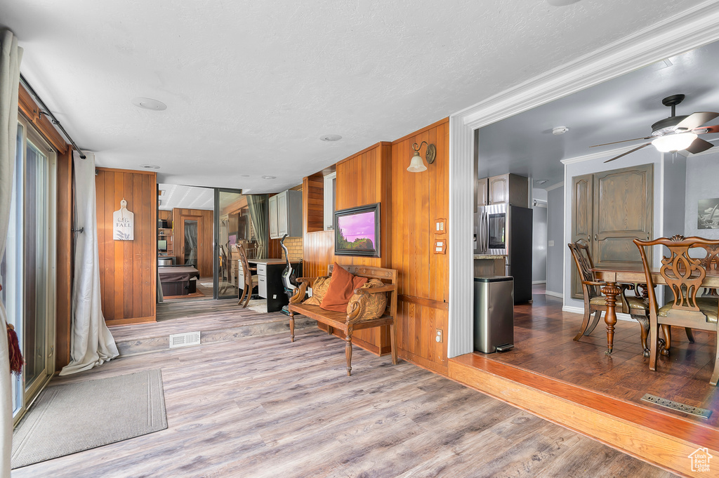 5574 S EASTON ST Taylorsville, UT 84129