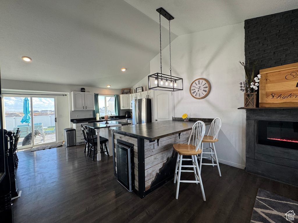 2066 E EASTER DR Eagle Mountain, UT 84005