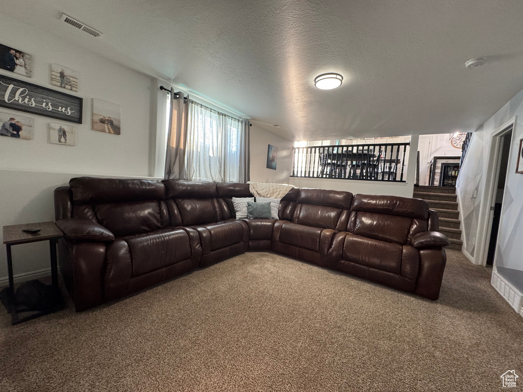 2066 E EASTER DR Eagle Mountain, UT 84005