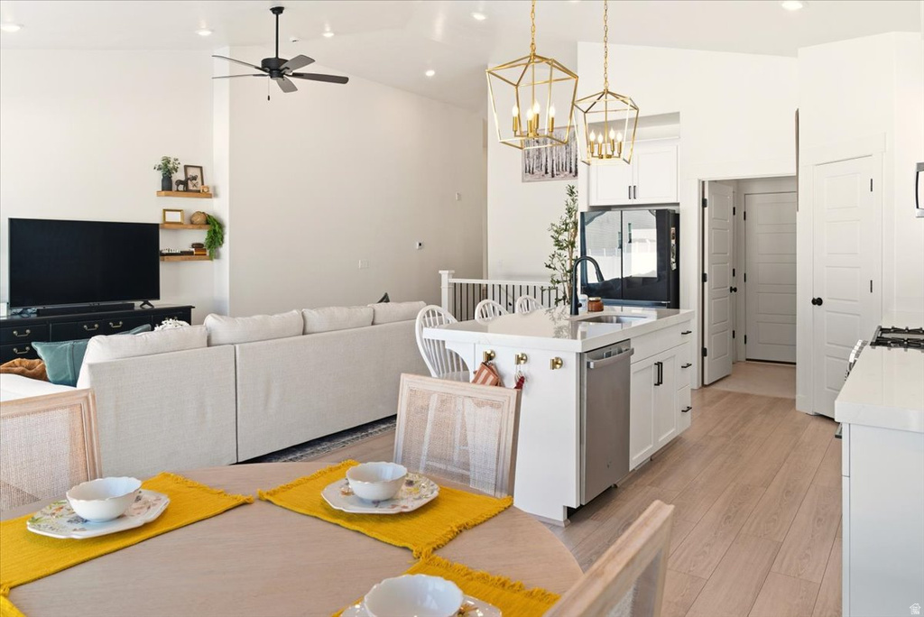 1573 E LYNX LN Eagle Mountain, UT 84005