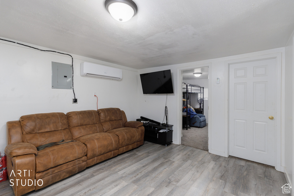 5801 S 7100 W Hooper, UT 84315