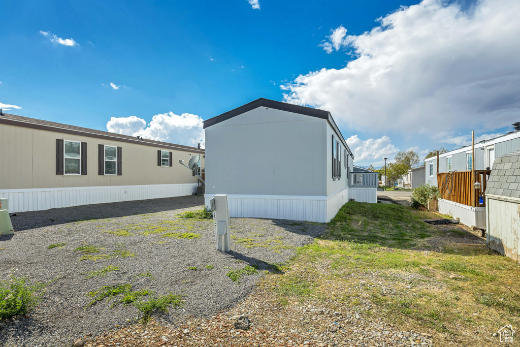 Photo 18 for MLS #2117136 at 1618 N 210 East
