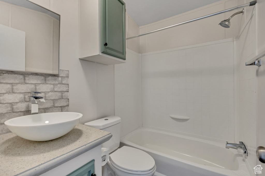 Photo 15 for MLS #2117136 at 1618 N 210 East