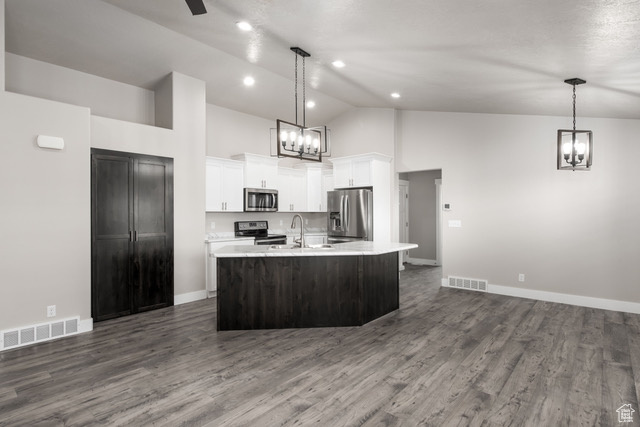 Photo 8 for MLS #2117147 at 125 S Freedom Way #216