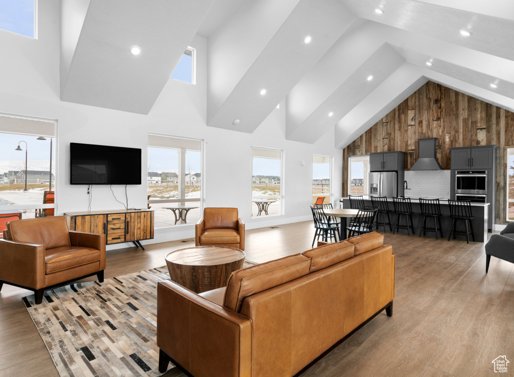 762 N 3820 W Lehi, UT 84043