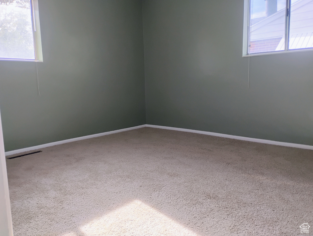 Photo 9 for MLS #2117168 at 70 Sycamore Cir