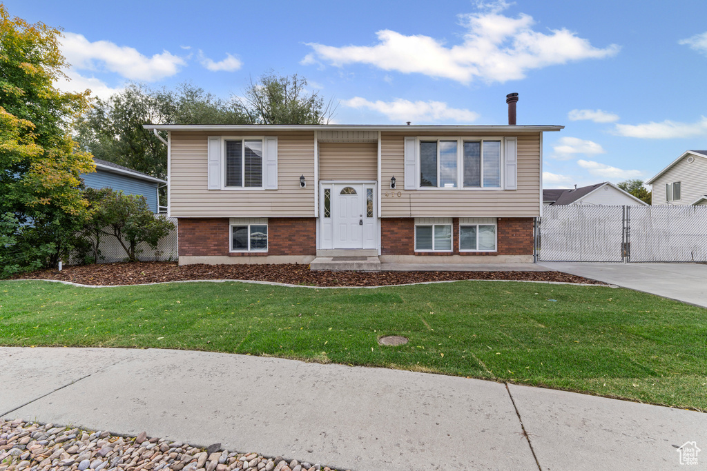 Photo 25 for MLS #2117173 at 470 N 75 West