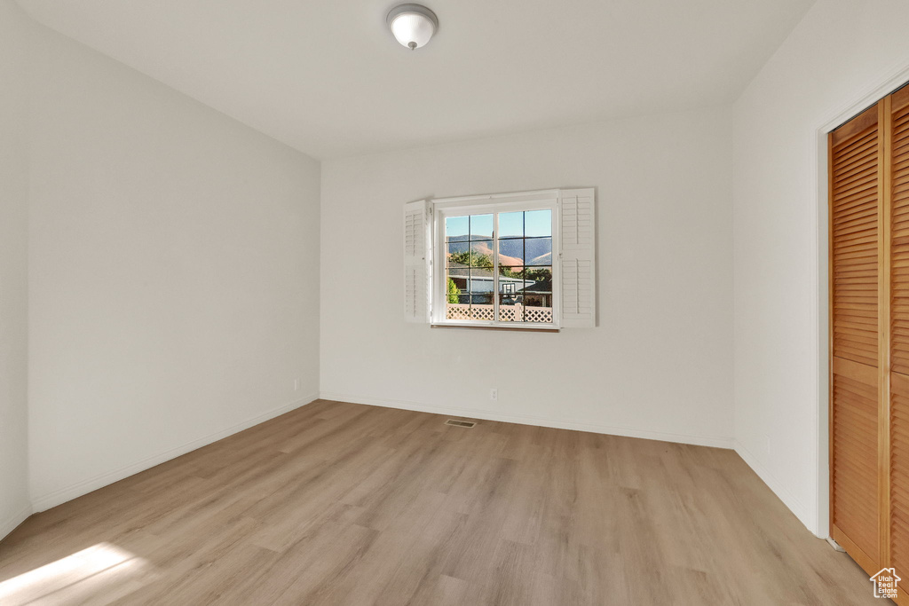 Photo 16 for MLS #2117175 at 524 S Oak Ln #3