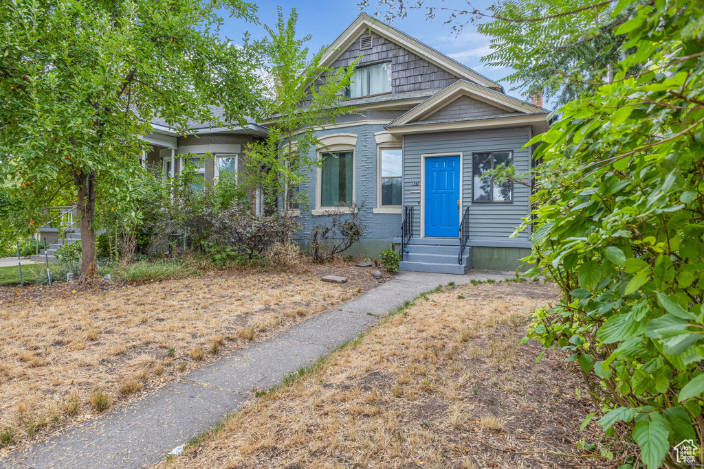 Photo 3 for MLS #2117183 at 827 E 500 South