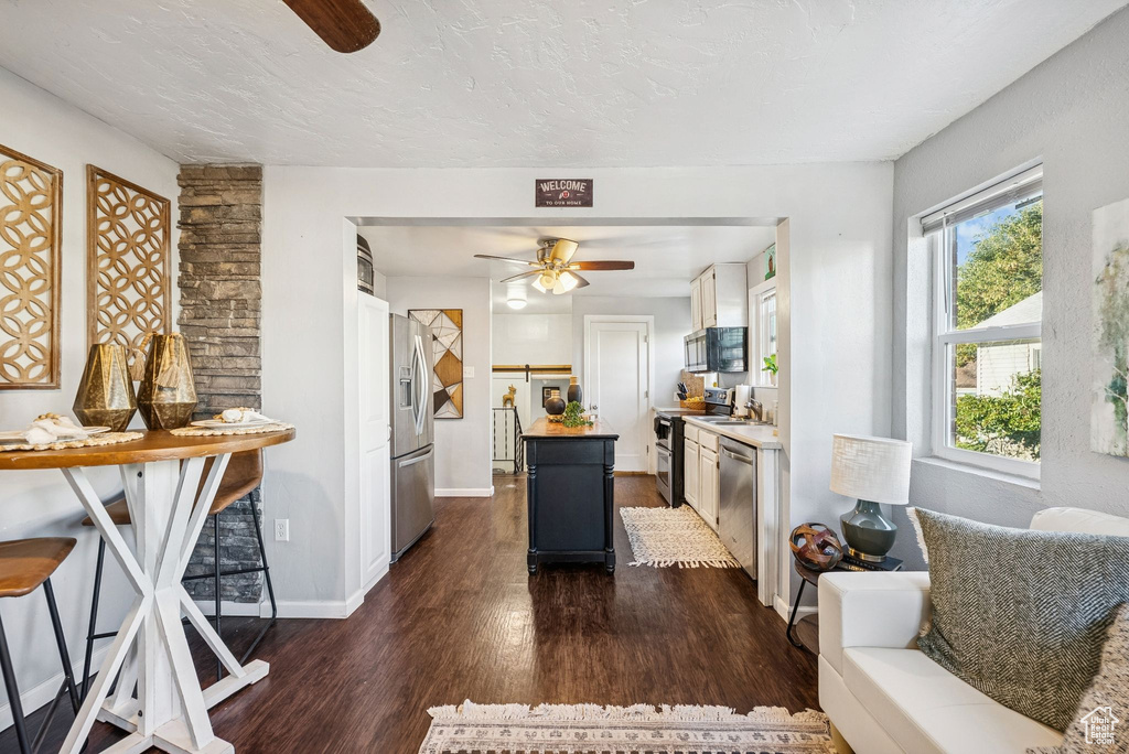 Photo 12 for MLS #2117187 at 168 E Helm Ave