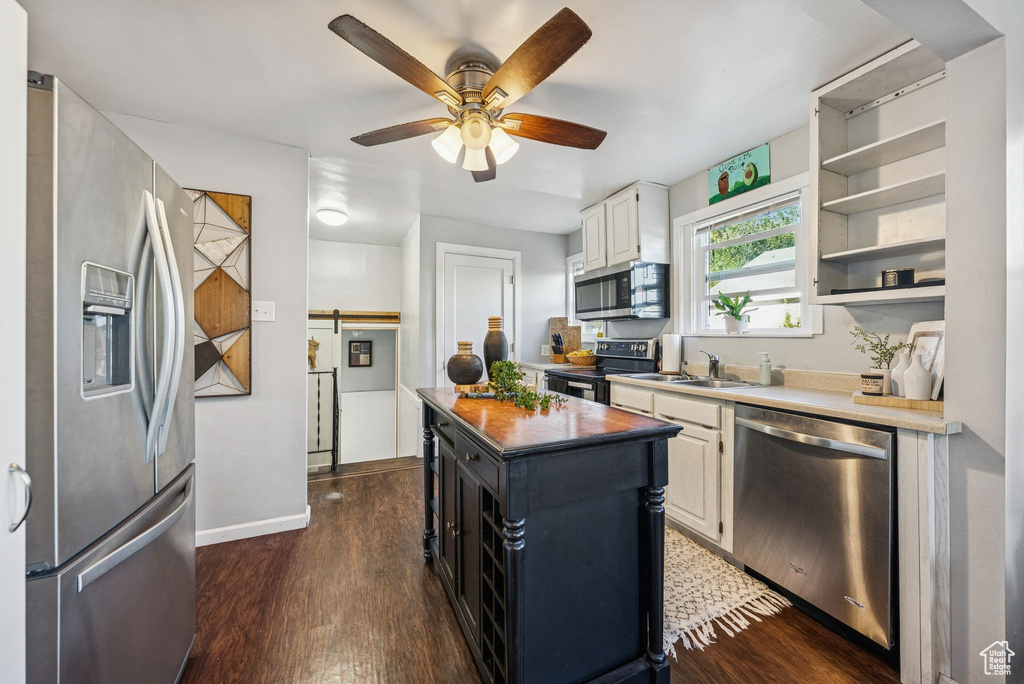 Photo 11 for MLS #2117187 at 168 E Helm Ave