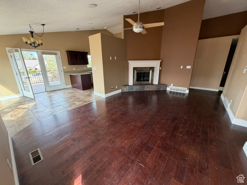 Photo 3 for MLS #2117189 at 778 S Slate Canyon Dr