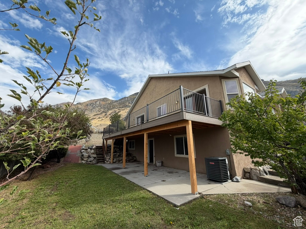 Photo 13 for MLS #2117189 at 778 S Slate Canyon Dr