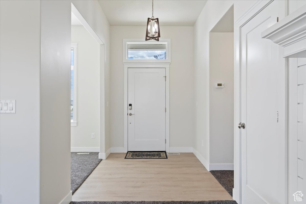 Photo 4 for MLS #2117194 at 2402 W 2700 South