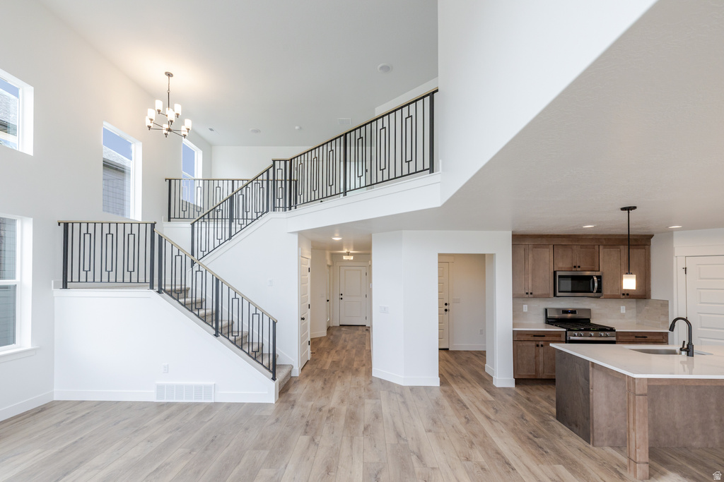 1068 N CANVASBACK DR #404 Lehi, UT 84048