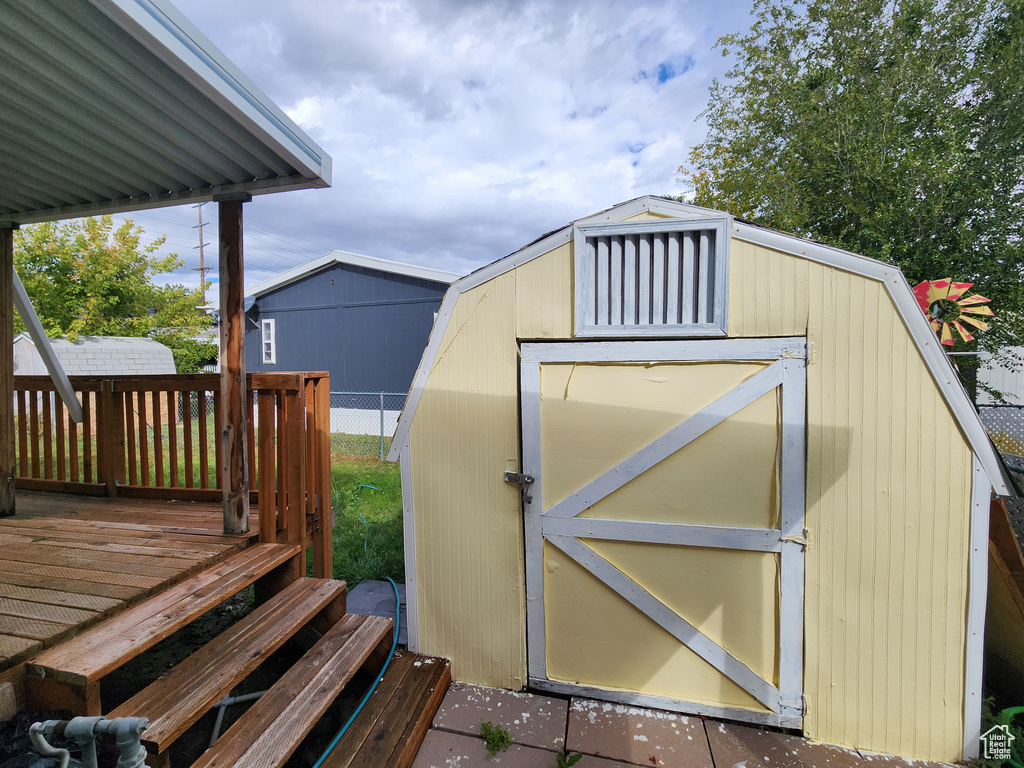 Photo 7 for MLS #2117201 at 1284 W Canary St #221