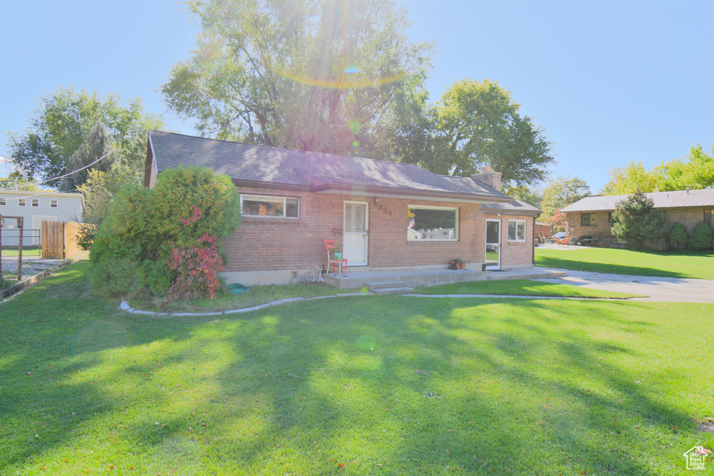 Photo 2 for MLS #2117211 at 834 E Center St