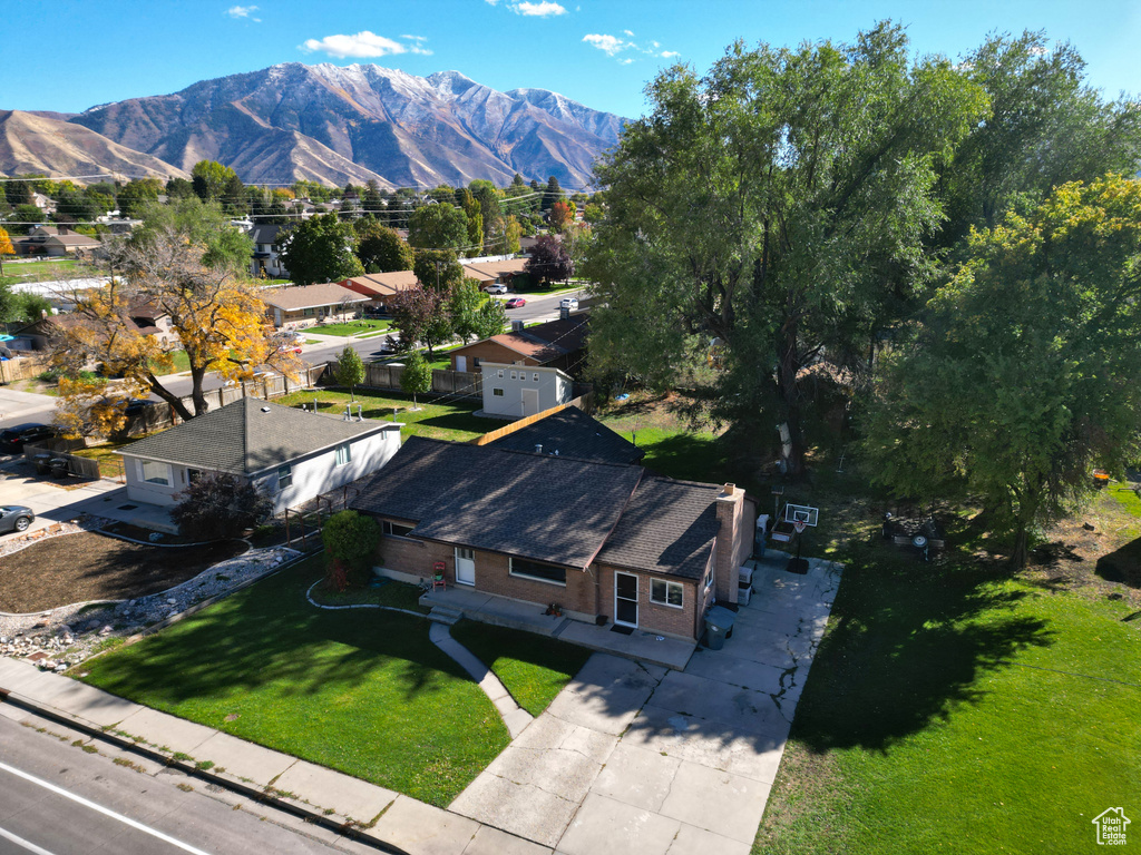 Photo 24 for MLS #2117211 at 834 E Center St
