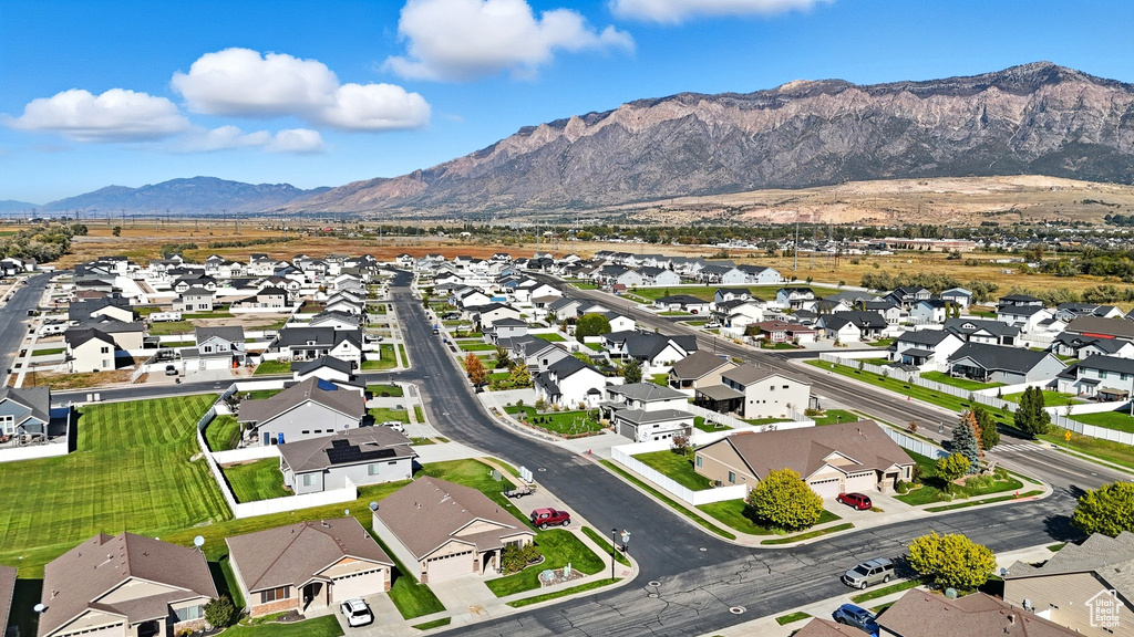 3468 N LARKSPUR LN Plain City, UT 84404