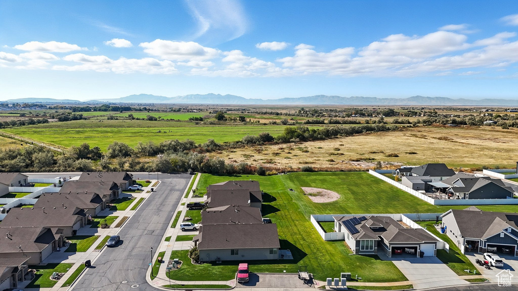 3468 N LARKSPUR LN Plain City, UT 84404