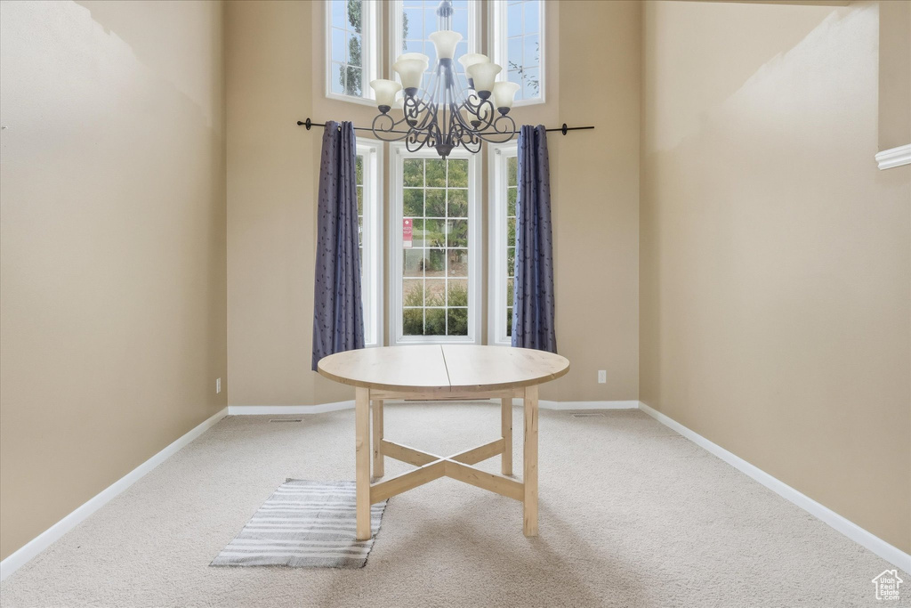 Photo 8 for MLS #2117215 at 2887 N Viewcrest Cir