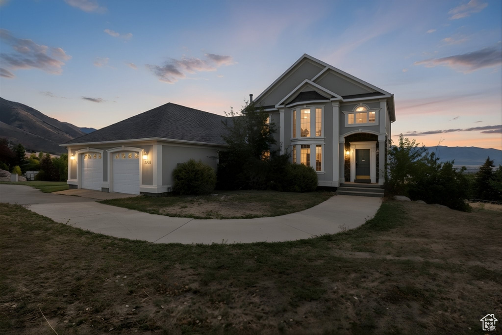 Photo 2 for MLS #2117215 at 2887 N Viewcrest Cir