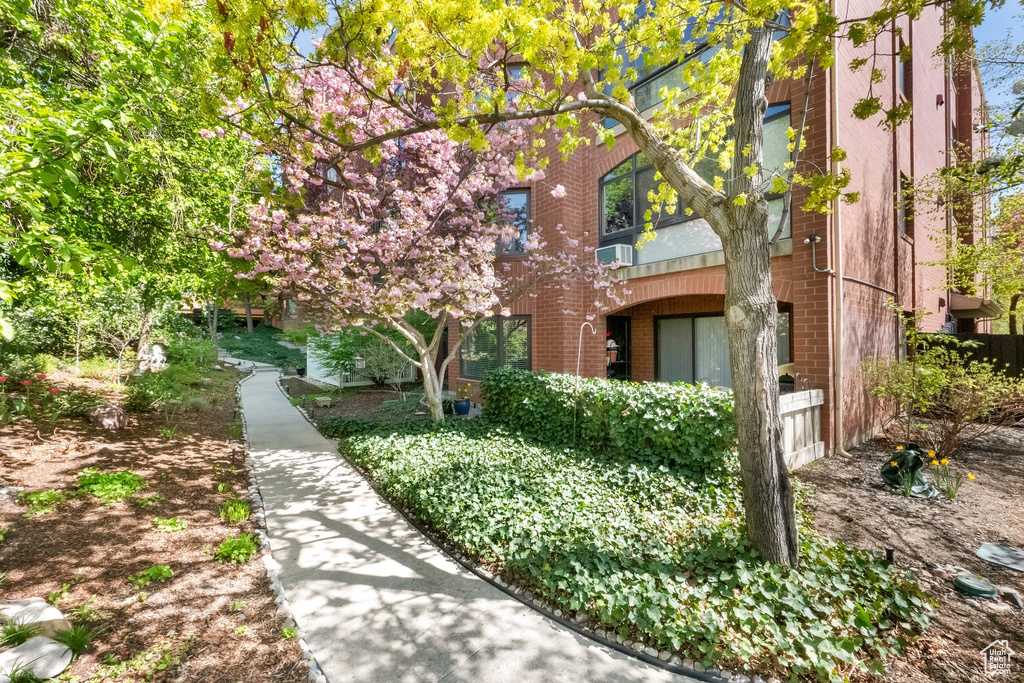Photo 65 for MLS #2117227 at 171 E 3rd Ave #301