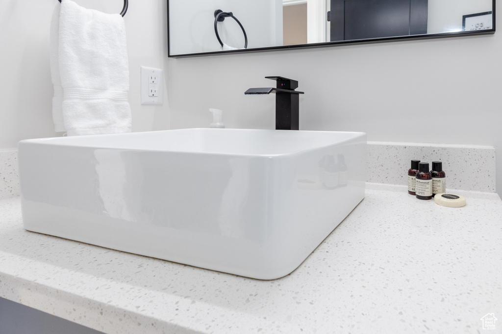 649 N LOCHWOOD DR #84 Garden City, UT 84028