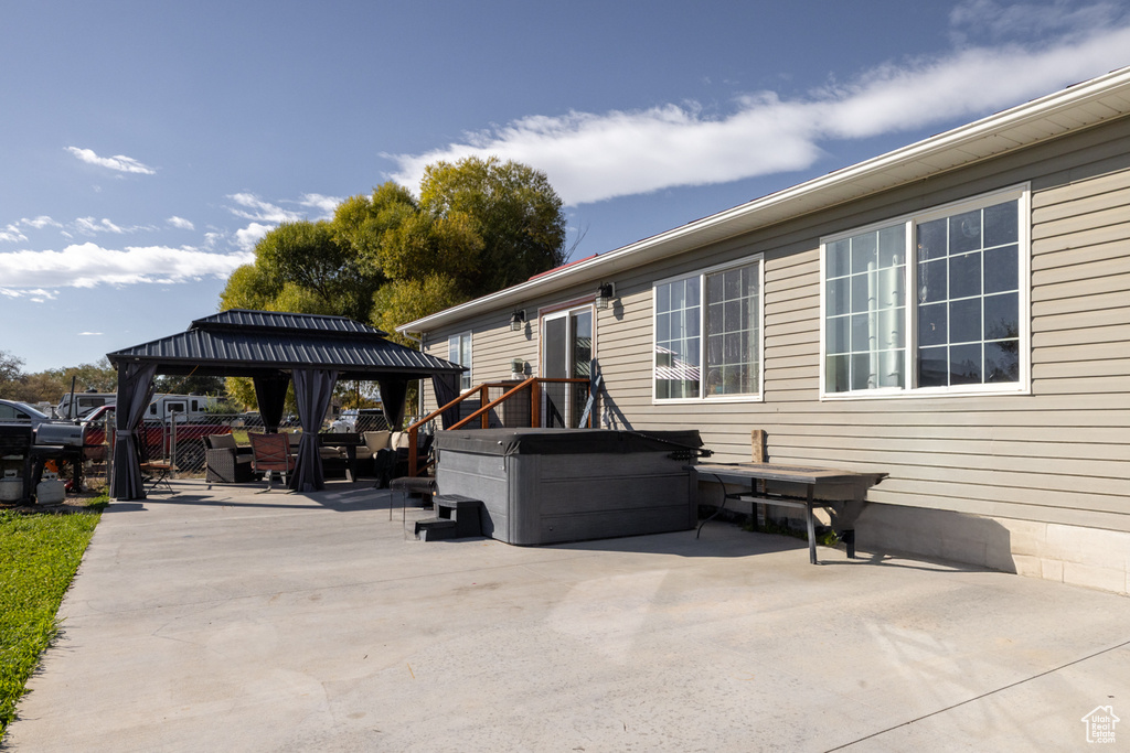 Photo 3 for MLS #2117234 at 2602 E 1500 South