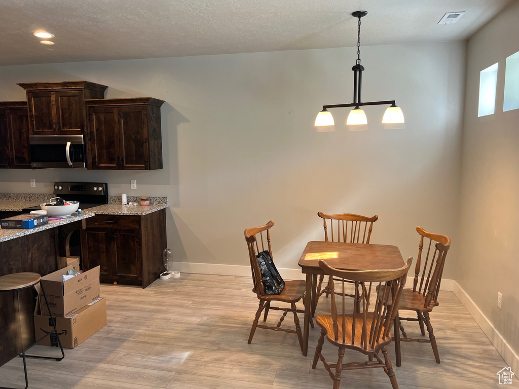 Photo 5 for MLS #2117237 at 272 E 1725 North #3