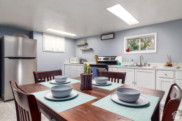 Photo 11 for MLS #2117245 at 65 S Main St