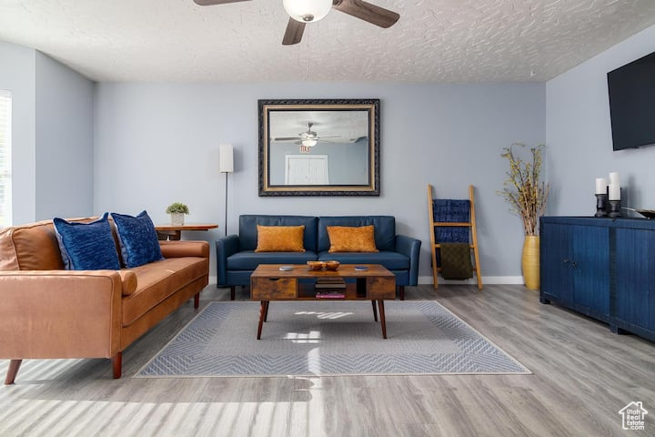 Photo 4 for MLS #2117245 at 65 S Main St