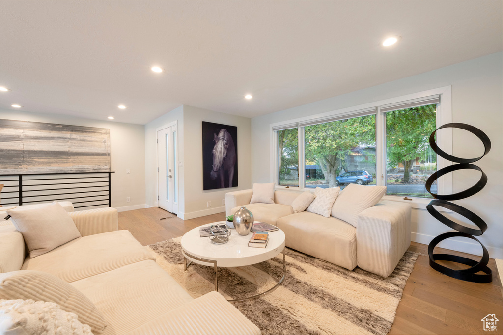 Photo 6 for MLS #2117246 at 2894 E Kentucky Ave