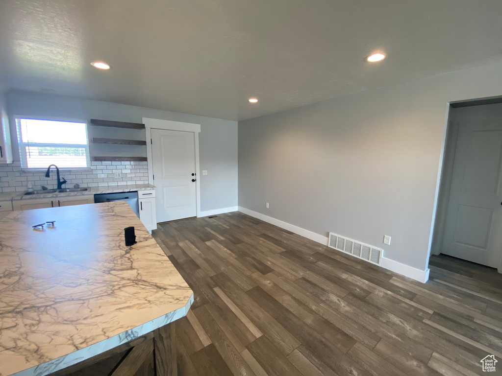 Photo 3 for MLS #2117248 at 493 E 1035 South