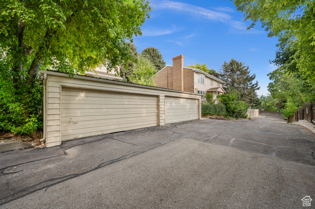 3006 CASTO LN Salt Lake City, UT 84117