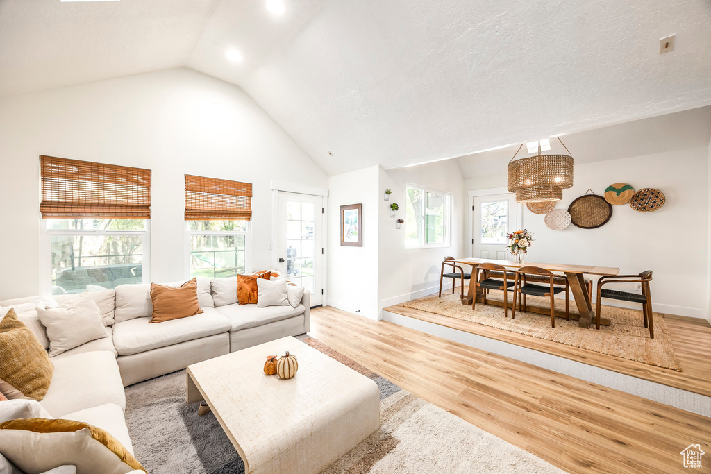 1779 E MOMBO DR Sandy, UT 84092