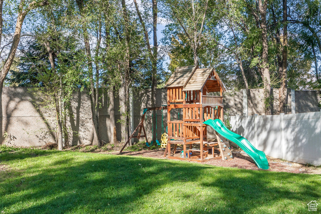 1779 E MOMBO DR Sandy, UT 84092